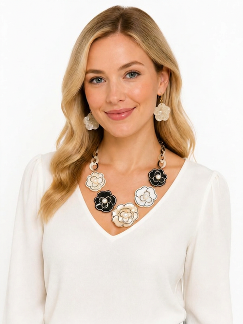 Black / White Floral Chunky  Resin Necklace Set