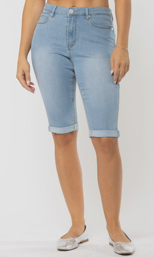 Carreli | Premium Angela Fit 5 Pocket Bermuda in Bleach