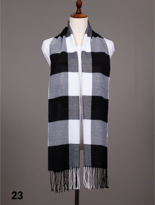 SF184523 | Grand | Plaid Scarf with Fringe, Black