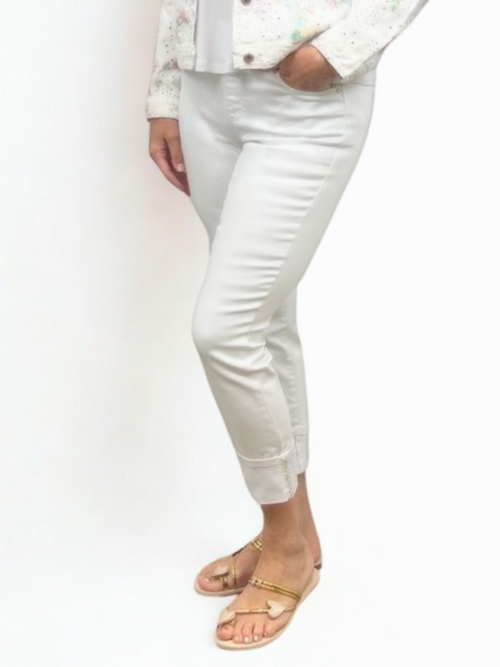 GG Jeans | White Denim Pull-On Capri with Rhinestone Detail